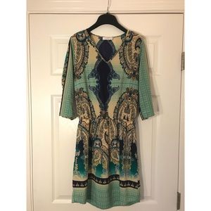 Renee C. Trendy 3/4 sleeve dress, size small